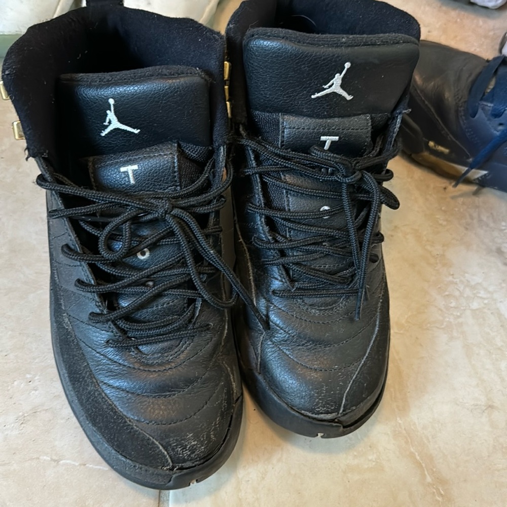 Jordan’s 12 size 6